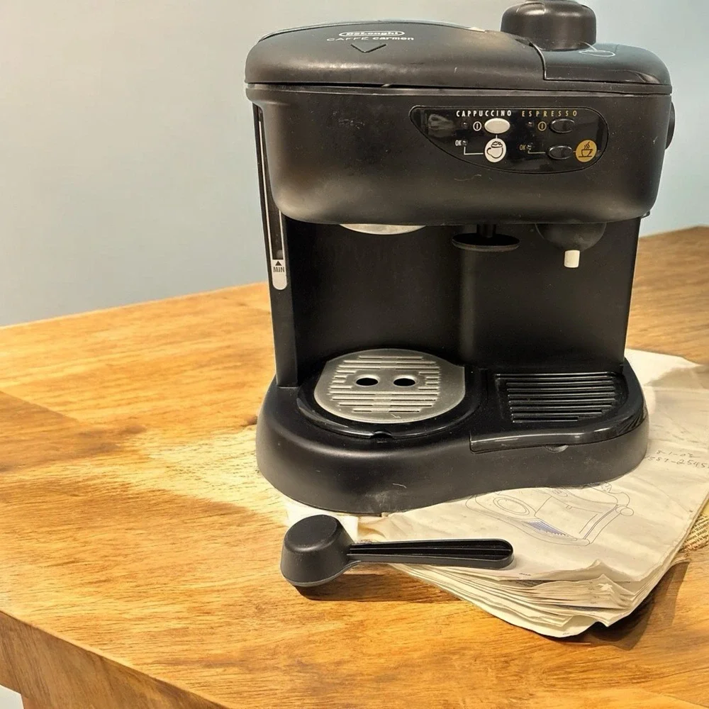 Vtg DeLonghi Caffe CARMEN Pump-Driven Espresso Cappuccino‎ Maker